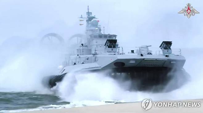 발트해에서 훈련하는 러시아 해군 [AP/러시아 국방부 연합뉴스 자료사진. 재판매 및 DB 금지]