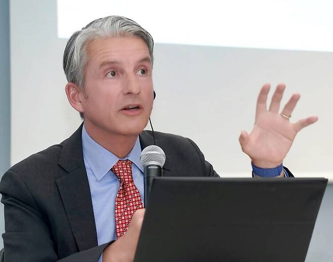 비아트리스코리아 빌 슈스터 대표이사.