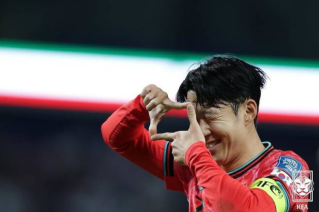 지난해 1월 쿠웨이트와의 원정 경기에서 득점한 뒤 기뻐하는 손흥민 (대한축구협회 제공) 2024.11.14/뉴스1 ⓒ News1 김진환 기자