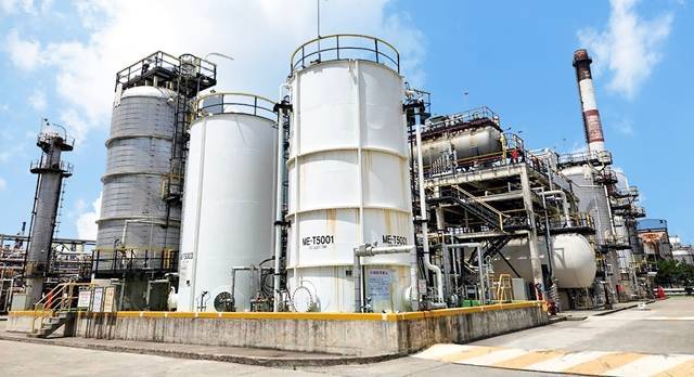 국내 정유업계의 대미 항공유 수출 물량이 4년여만에 최대치를 기록하면서 실적 부진의 탈출구가 될 수 있을 것이라는 기대감이 일고 있다. /SK이노베이션