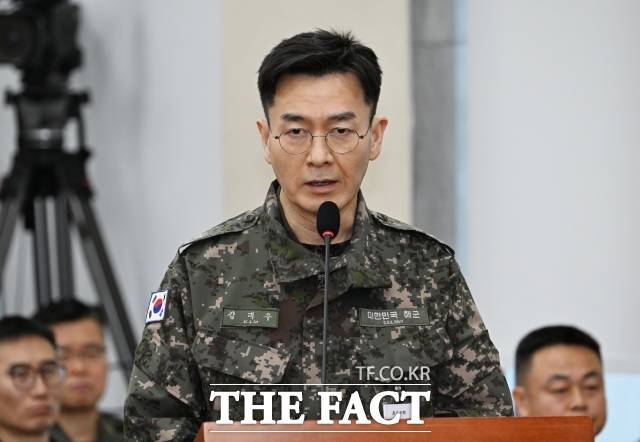 김대우 방첩사 수사단장이 지난 2월 서울 여의도 국회에서 열린 '윤석열 정부의 비상계엄 선포를 통한 내란 혐의 진상규명 국정조사 청문회'에 참석해 질의에 답하고 있다. /국회=박헌우 기자