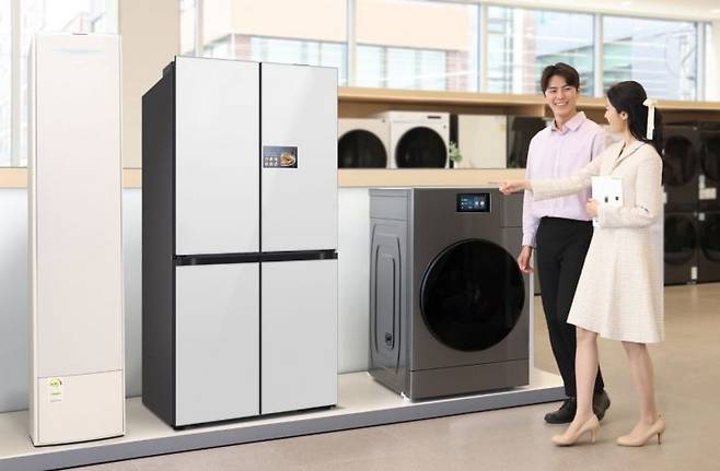 에어컨·냉장고·세탁기 등 삼성전자 '가전 3대장'의 제품 이미지. 삼성전자