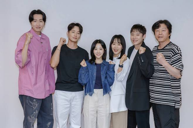 ‘골드랜드’ 캐스팅 라인업 (제공: 디즈니플러스)