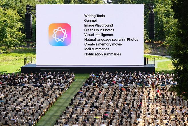 9일 미국 쿠퍼티노 애플 본사에서 열린 WWDC 2025현장./AP 연합뉴스