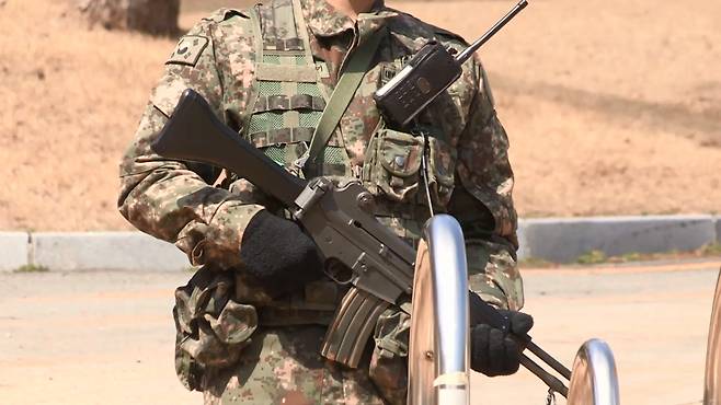 K-2 소총으로 무장한 군인. 연합뉴스TV