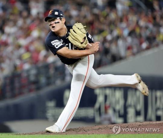 팬 투표 1차 집계 1위 한화 김서현 / 사진=연합뉴스