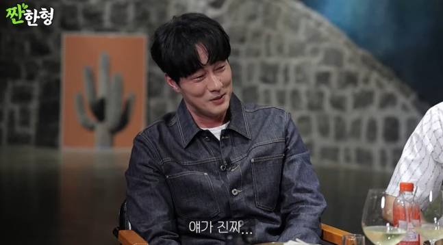 신동엽이 '절친' 소지섭의 과거를 언급했다. /사진=유튜브 '짠한형 신동엽' 캡처