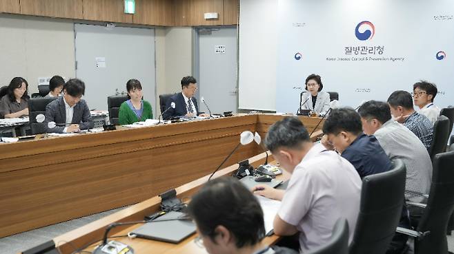 지영미 질병관리청장이 10일 질병관리청에서 열린 제5차 호흡기감염병 관계부처 합동대책반 회의에서 발언하고 있다. 질병관리청 제공