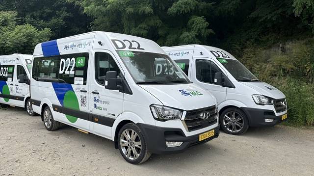 ▲수원시 당수동을 운행하는 똑버스 ⓒ경기도