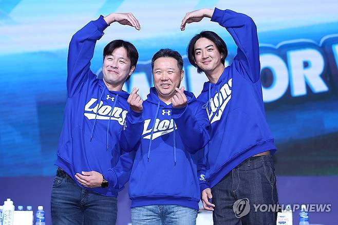 올스타 중간 집계 포수 1위 삼성 강민호(왼쪽)와 외야수 2위 구자욱(오른쪽). [연합뉴스 자료사진]