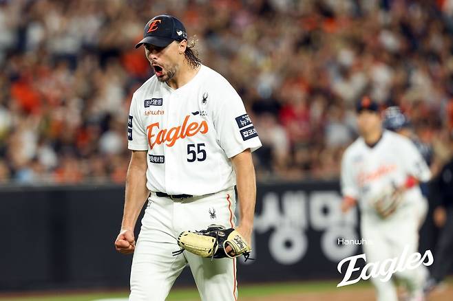 실점 위기를 넘기고 포효하는 한화 선발 와이스 [한화 이글스 제공. 재판매 및 DB 금지]