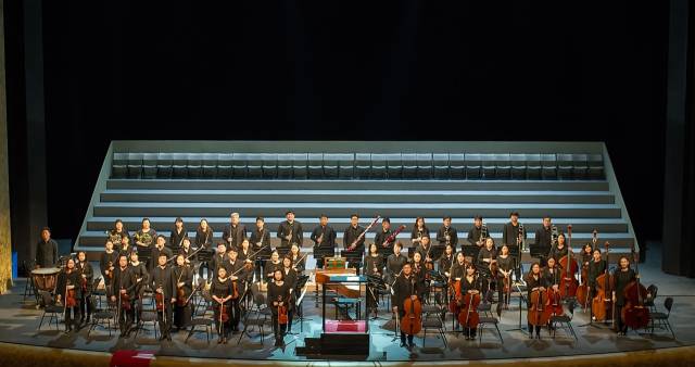 오케스트라 라퓨즈 플에이어즈 그룹. 대구문화예술진흥원