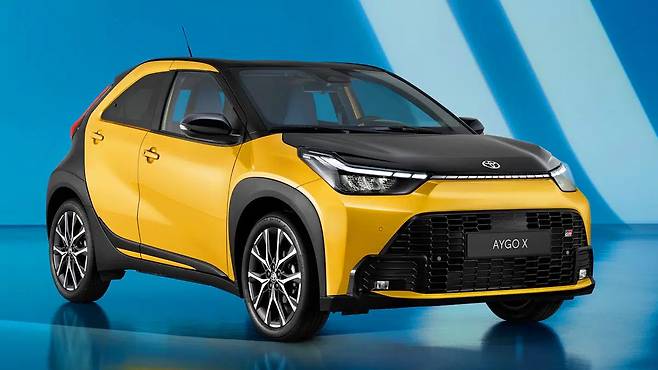 토요타 아이고 X GR SPORT