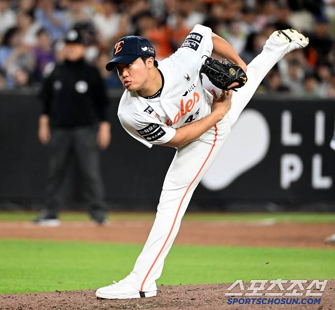 5일 대전 한화생명볼파크에서 열린 KT와 한화의 경기, 한화 정우주가 역투하고 있다. 대전=허상욱 기자wook@sportschosun.com/2025.06.05/