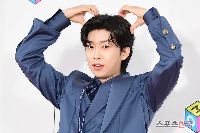 '2023 더팩트 뮤직 어워즈(THE FACT MUSIC AWARDS, TMA)'레드카펫 행사에 참석한 가수 임영웅. ⓒ이혜영 기자 lhy@hankooki.com