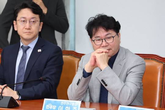 이한주 국정기획위원장. 연합뉴스