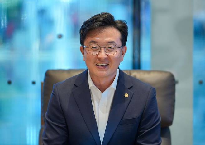 장승훈 보람바이오 사업운영부문 대표가 11일 고양 킨텍스에서 열린 '서울푸드 2025' 현장 기자간담회에서 발언하고 있다. 보람그룹 제공