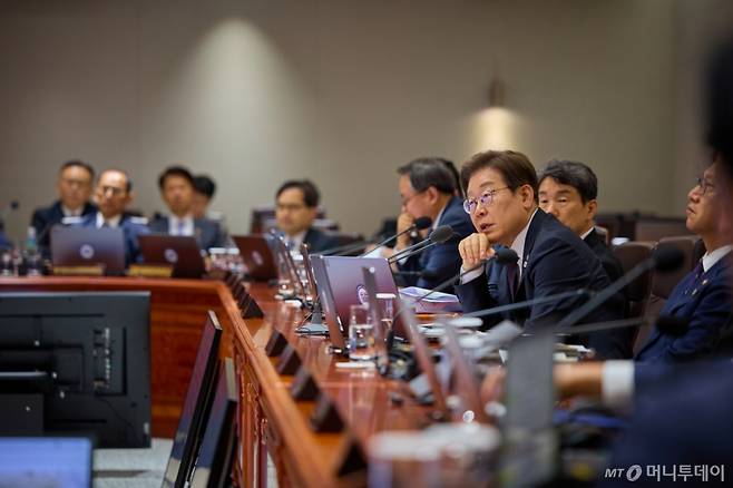 이재명 대통령이 지난 10일 서울 용산구 대통령실 청사에서 열린 국무회의를 주재하고 있다. /사진=뉴스1