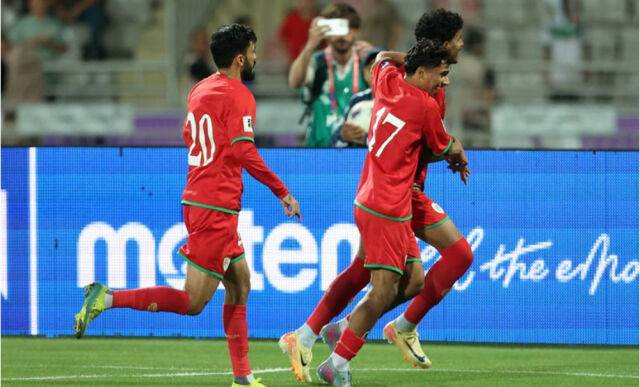 11일 팔레스타인과 경기에서 동점골을 성공한 후 기뻐하는 오만 선수들. /게티이미지코리아
