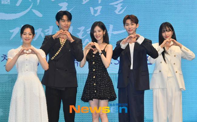 권한솔, 옥택연, 서현, 서범준, 지혜원