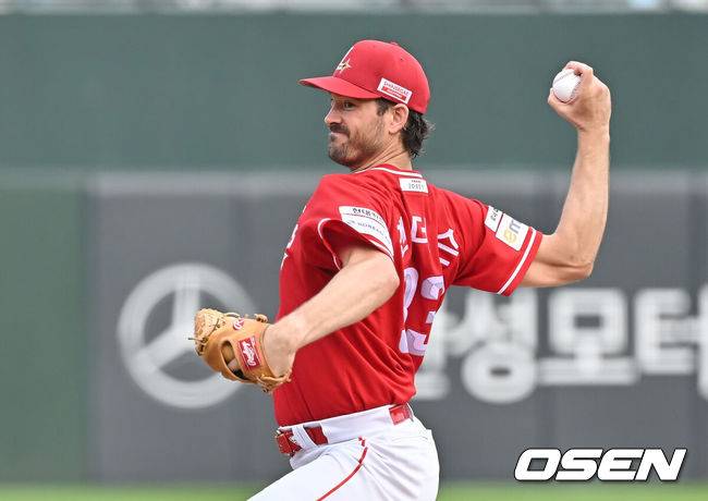 [OSEN=부산, 이석우 기자]  SSG 랜더스 앤더슨 007 2025.06.01 / foto0307@osen.co.kr