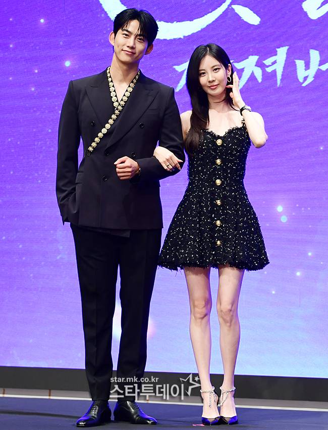 옥택연. 서현. 사진|강영국 기자