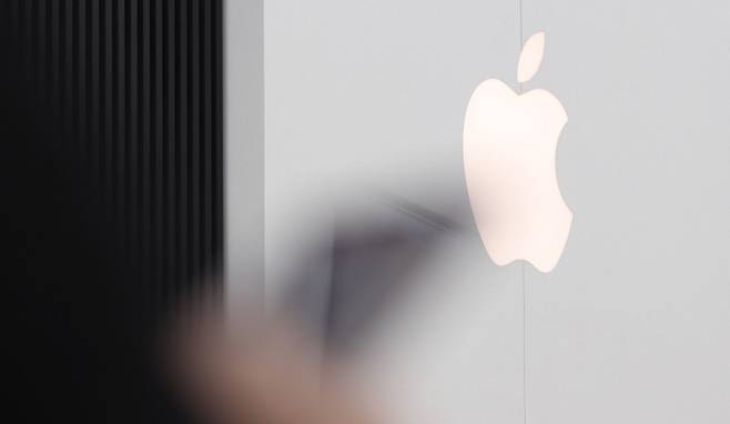 영국 런던에서 도난당한 스마트폰은 지난해 기준 5000만 파운드 규모에 달한다.[사진｜연합뉴스]