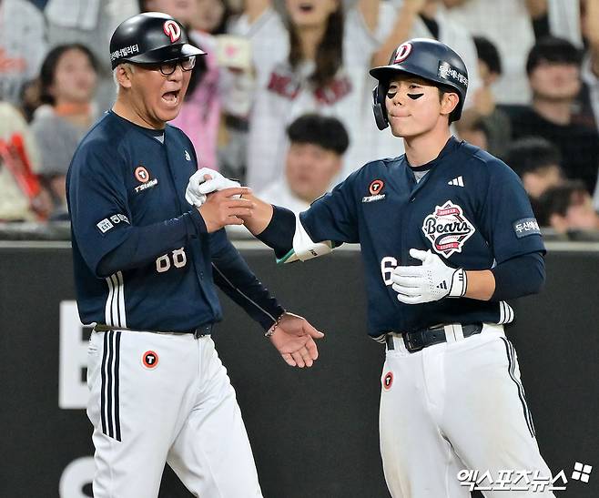 두산 베어스 조성환 감독대행이 11일 서산 퓨처스리그 경기를 직접 찾아 선수들의 플레이를 관찰했다. 조 대행은 내야수 오명진의 퓨처스리그 경기 플레이를 지켜본 뒤 1군 콜업을 결정했다. 엑스포츠뉴스 DB