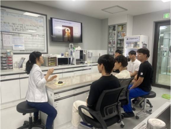 지난해 고려동물메디컬센터 비지팅데이 스케치(고려동물메디컬센터 제공) ⓒ 뉴스1