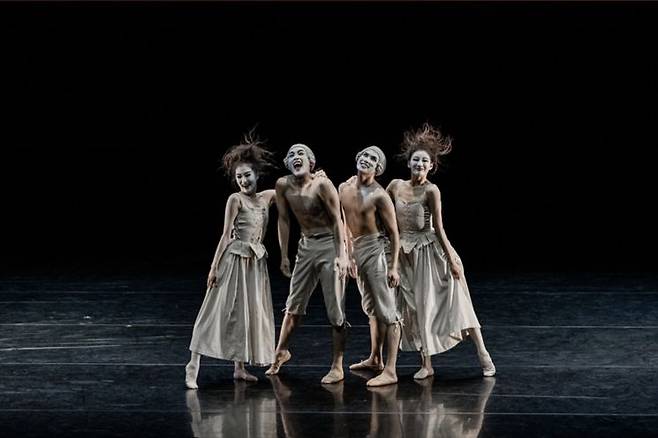 '젝스 탄체' 공연 장면   [사진 제공= 국립발레단]