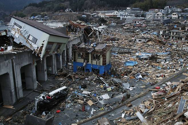 지난 2011년 3월 11일 일본에 발생한 동일본대지진(규모 9.0)으로 어촌 마을에 쓰나미가 덮친 모습. 기사와 직접적 연관 없음. 사진=게티이미지뱅크
