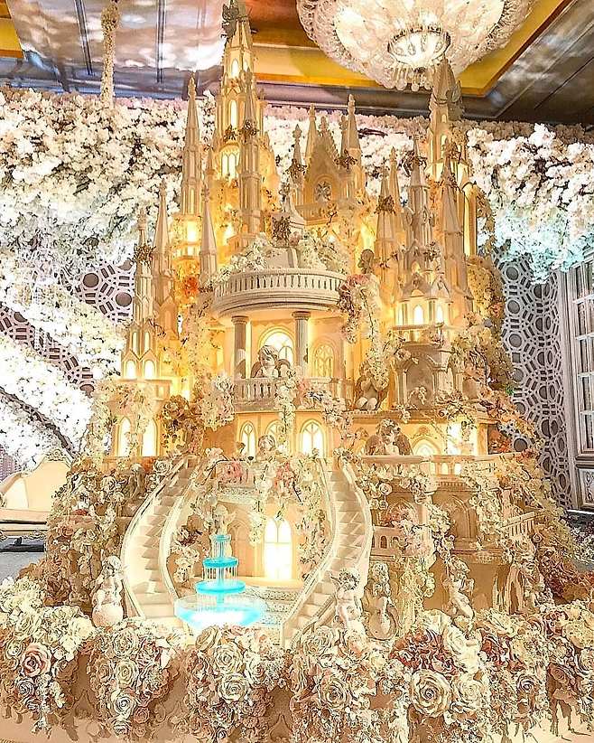 웨딩 케이크가 7억이 넘는다고?