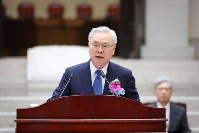 김선수 전 대법관이 2024년 8월 1일 서울 서초구 대법원에서 열린 자신의 퇴임식에서 소회를 밝히고 있다. 대법원 제공