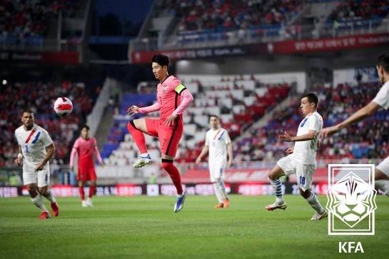 2022년 6월 10일 수원월드컵경기장에서 열린 파라과이와의 친선경기 모습. 대한축구협회 제공