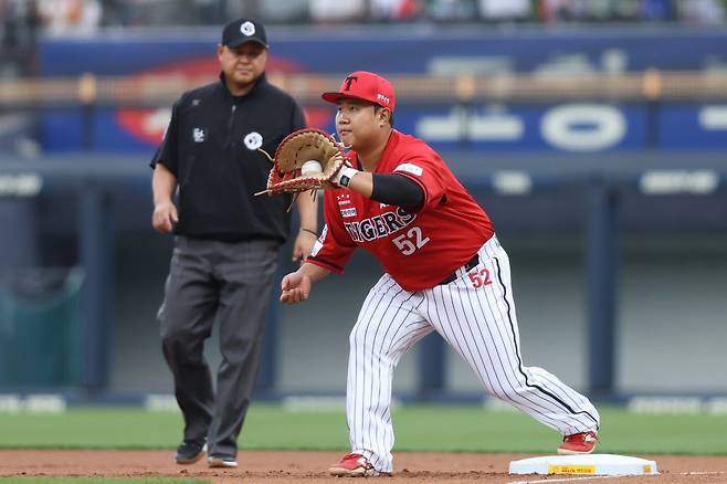 KIA 황대인은 1루에서 안정감을 불어넣어야 한다. 사진제공｜KIA 타이거즈