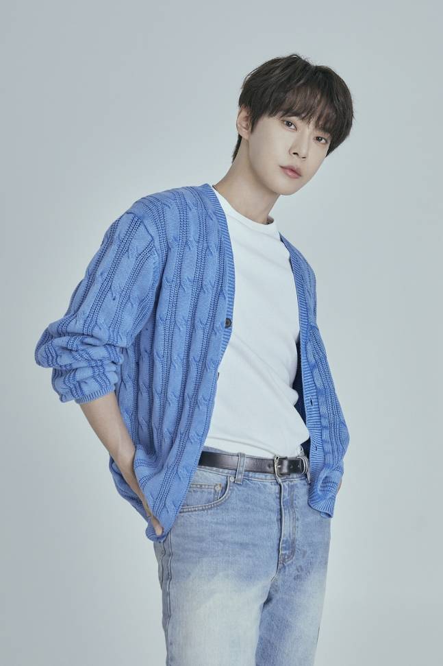 군백기가 두렵지 않다는 도영. 사진lSM엔터테인먼트