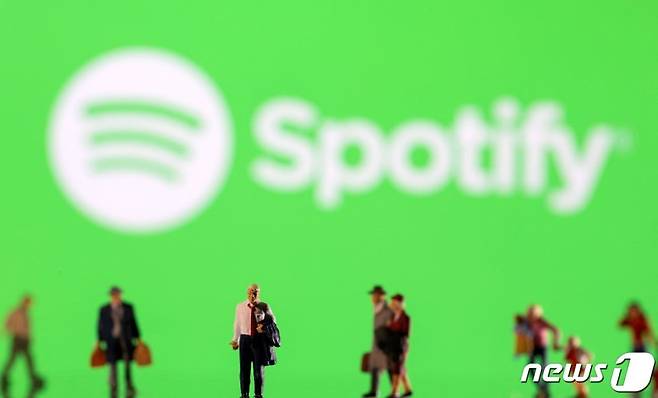 글로벌 음악 스트리밍 서비스 스포티파이. 2023.12.04/ ⓒ 로이터=뉴스1 ⓒ News1 권진영 기자
