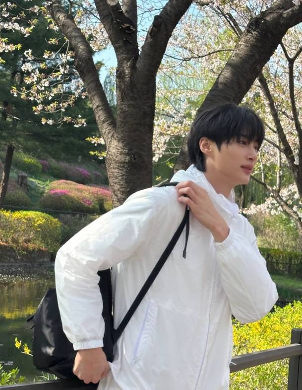 출처=변우석인스타그램