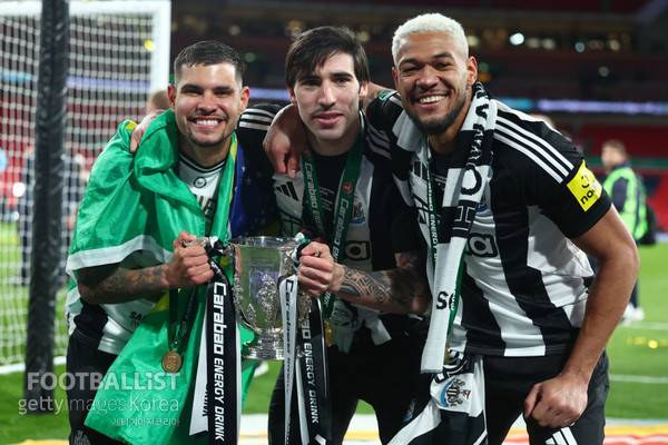 브루누 기마랑이스, 산드로 토날리, 조엘링톤(뉴캐슬유나이티드). 게티이미지코리아