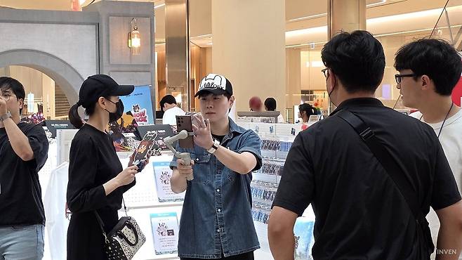 ▲ 정준 해설도 이른 시간 방문하여 소개를 진행하고 있었습니다!