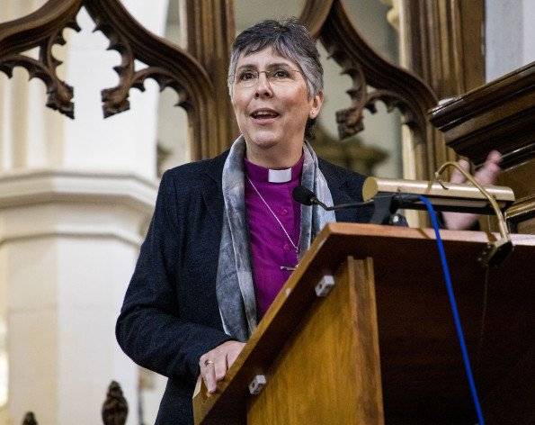 굴리 프란시스 데카니 영국 쳄스포드 주교. 쳄스포드 주교 교구 홈페이지 캡처