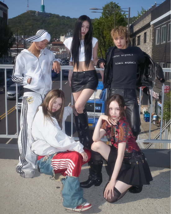 그룹'올데이 프로젝트'./더블랙레이블