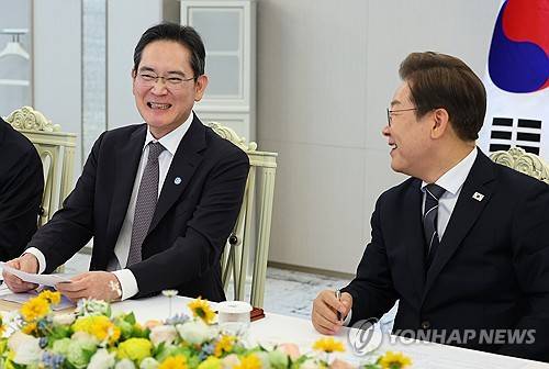 이재명 대통령과 이재용 삼성전자 회장 [연합뉴스 제공]