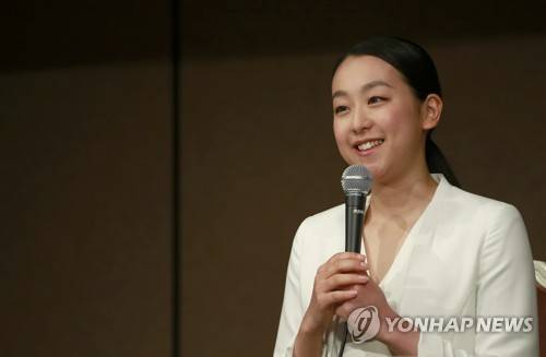 현역 시절 피겨 여왕 김연아와 라이벌 관계를 형성했던 일본 피겨스케이팅의 아사다 마오가 지도자 커리어를 시작한다. 사진 연합뉴스