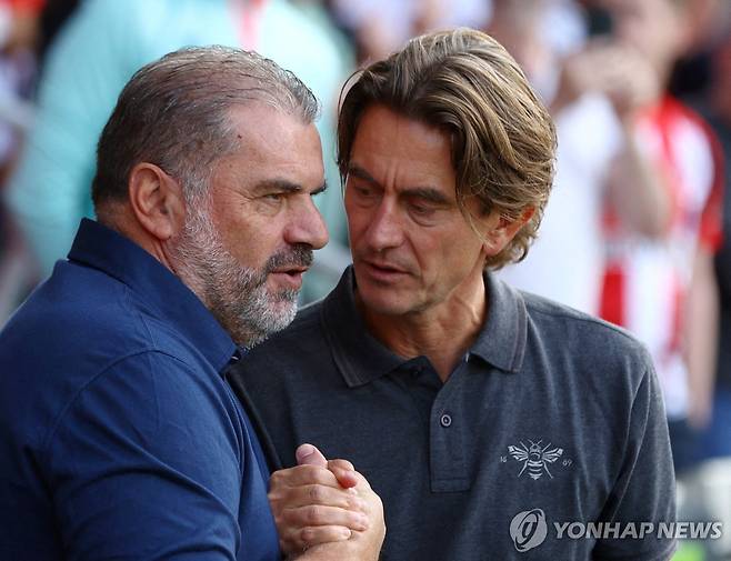 포스테코글루 토트넘 전 감독(왼쪽)과 프랑크 신임 감독 [로이터=연합뉴스]