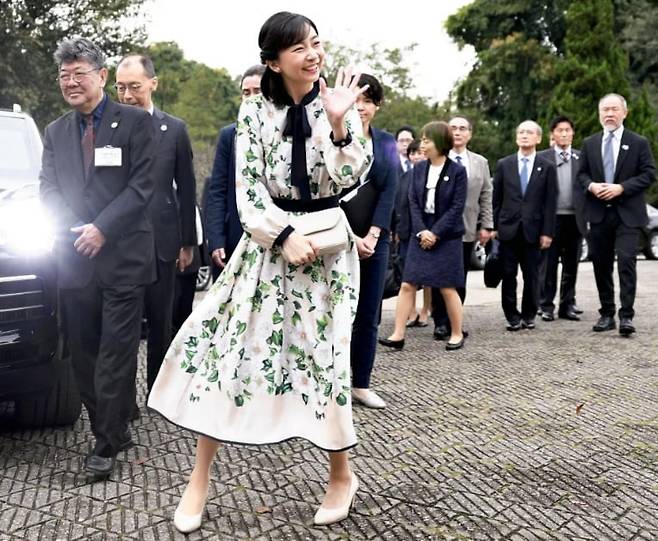 가코 공주(31)가 지난 7일 브라질 방문 중 입었던 원피스. /요미우리 신문