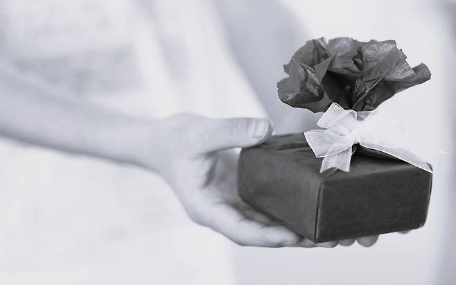 증여는 수취인의 ‘받았다’는 감각에 의해 생긴다.