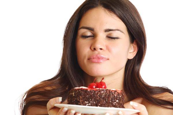 음식을 먹기 전에 냄새를 맡는 게 체중 관리에 도움이 된다는 연구 결과가 나왔다./사진=클립아트코리아