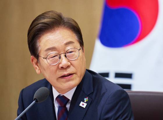 이재명 대통령은 12일 내란 특검, 김건희 특검, 순직해병 특검 등 3대 특검 수사를 지휘할 특별검사를 지명했다. 사진 대통령실