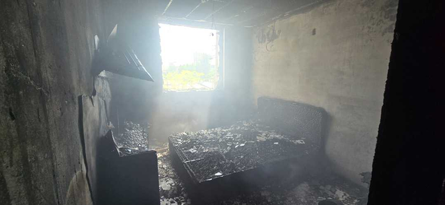 ▲ 14일 오후 1시 52분쯤 원주시 태장동의 모텔 2층에서 불이 나 30여분만에 꺼졌다.  강원소방본부 제공